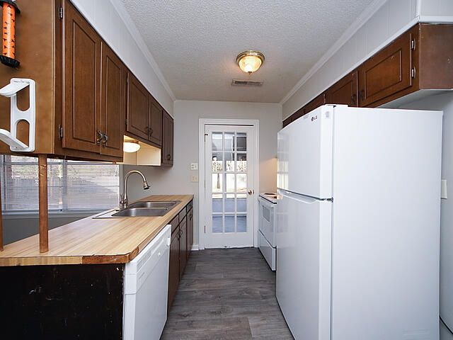 106 Barshay Drive, Summerville, SC 29483