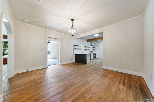 603 E Evergreen St, San Antonio, TX 78212