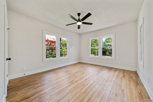 603 E Evergreen St, San Antonio, TX 78212