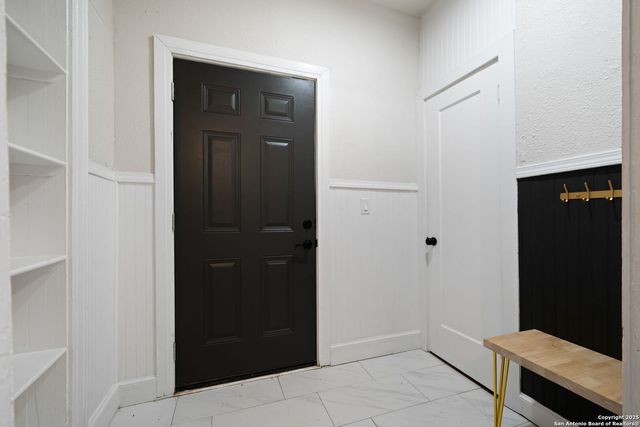 603 E Evergreen St, San Antonio, TX 78212