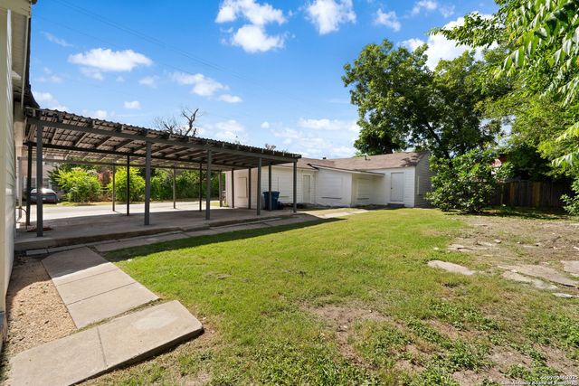603 E Evergreen St, San Antonio, TX 78212