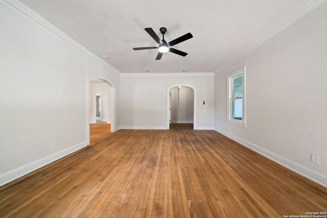 603 E Evergreen St, San Antonio, TX 78212