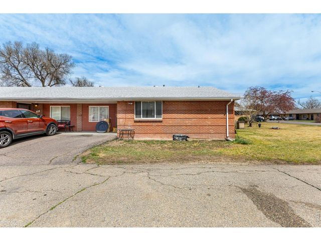 27 Newland Ct, Lakewood, CO 80226