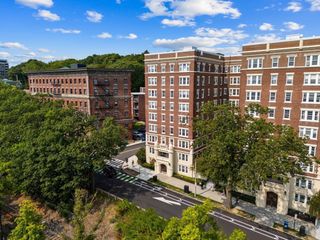 1450-1454 Beacon 744, Brookline, MA 02446