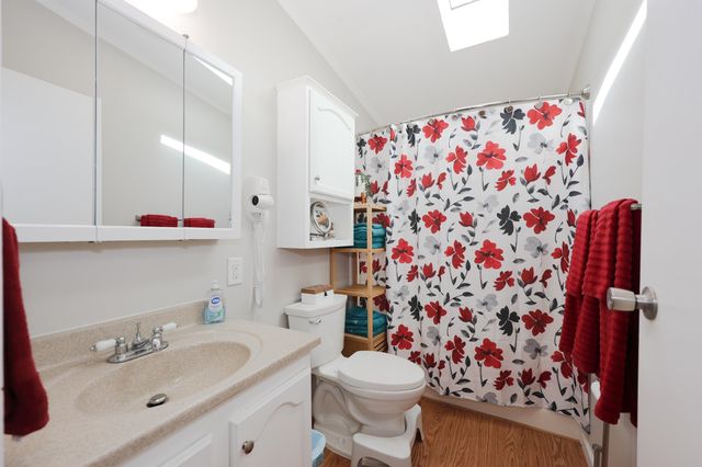 2435 Weare Road, Henniker, NH 03242