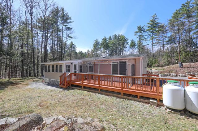 2435 Weare Road, Henniker, NH 03242