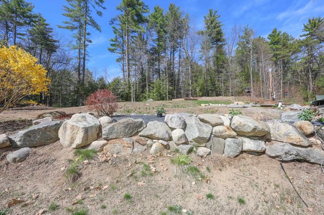 2435 Weare Road, Henniker, NH 03242
