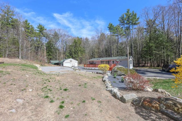 2435 Weare Road, Henniker, NH 03242