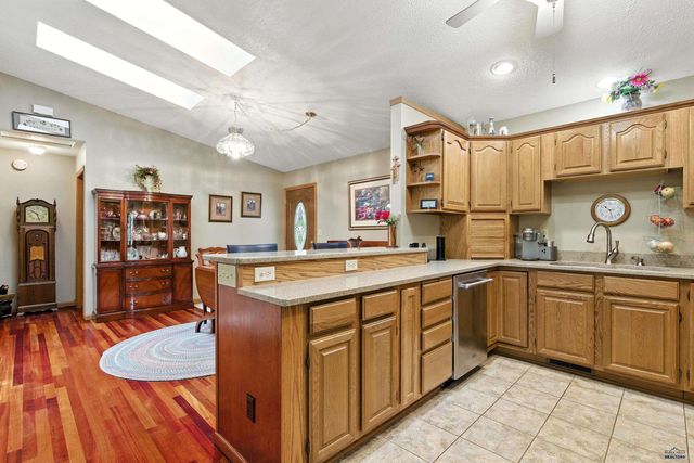 323 TERRACITA DR, Rapid City, SD 57701