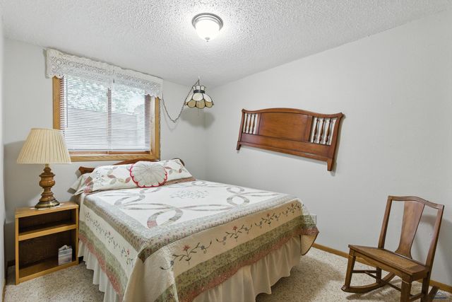 323 TERRACITA DR, Rapid City, SD 57701