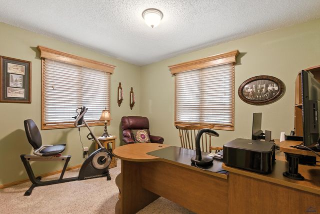323 TERRACITA DR, Rapid City, SD 57701