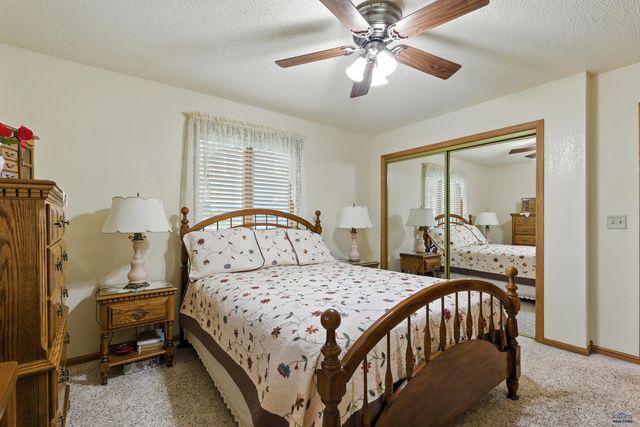 323 TERRACITA DR, Rapid City, SD 57701