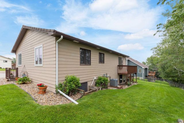 323 TERRACITA DR, Rapid City, SD 57701