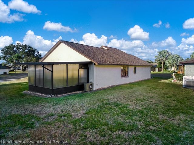 693 W Wesley Circle, Avon Park, FL 33825