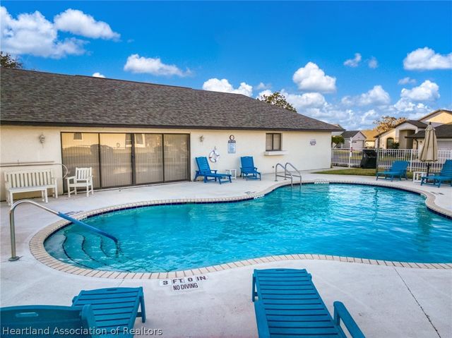 693 W Wesley Circle, Avon Park, FL 33825