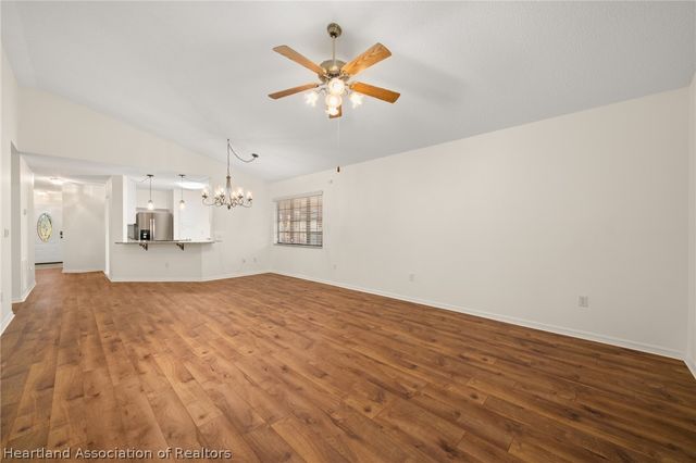 693 W Wesley Circle, Avon Park, FL 33825