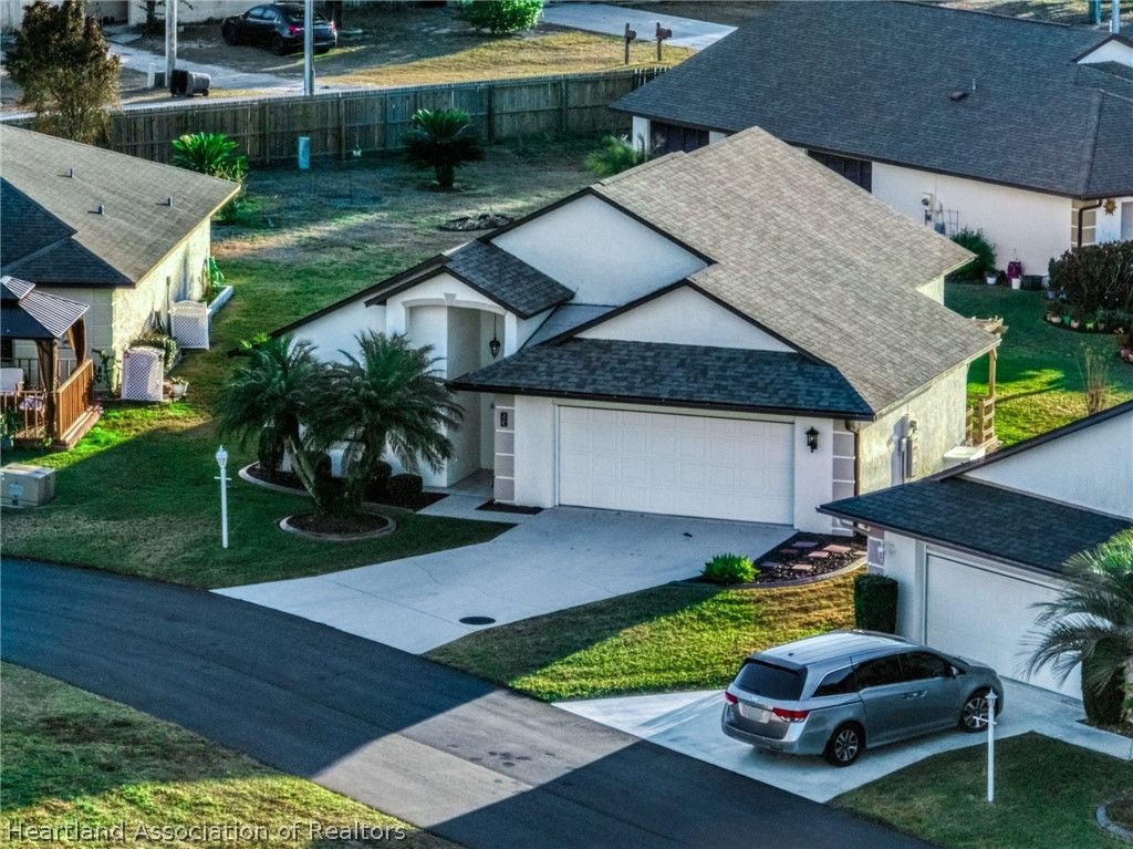 693 W Wesley Circle, Avon Park, FL 33825