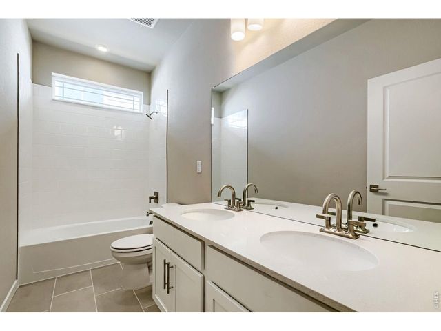251 Sugar Beet Ln, Berthoud, CO 80513