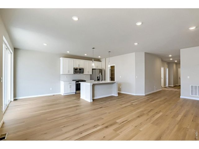 251 Sugar Beet Ln, Berthoud, CO 80513