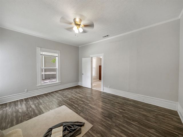1109 W Main Street, Denison, TX 75020