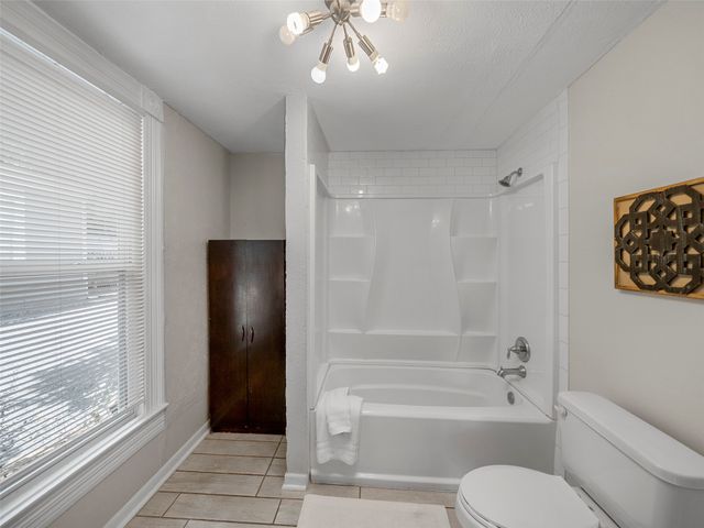 1109 W Main Street, Denison, TX 75020