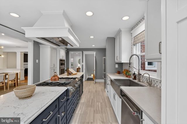 705 CHALFONTE DR, Alexandria, VA 22305