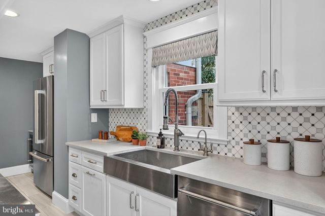 705 CHALFONTE DR, Alexandria, VA 22305