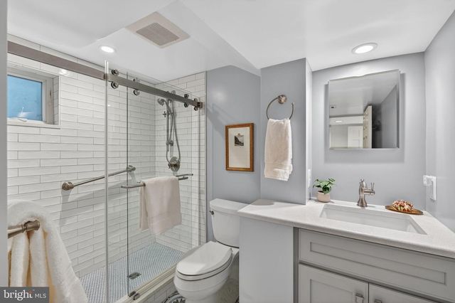 705 CHALFONTE DR, Alexandria, VA 22305