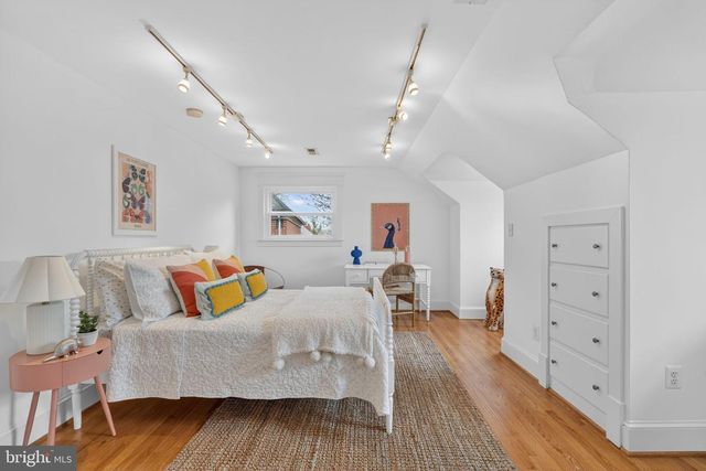 705 CHALFONTE DR, Alexandria, VA 22305