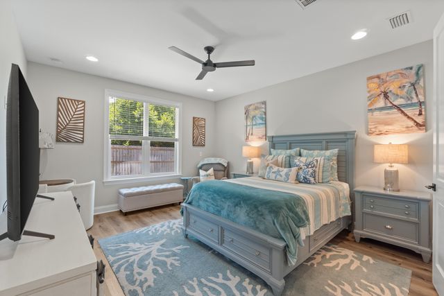 176 Raiders Trail, Valparaiso, FL 32580