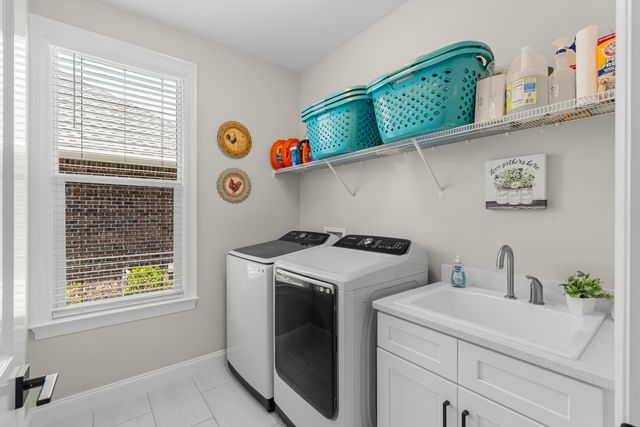 176 Raiders Trail, Valparaiso, FL 32580