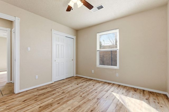 211 Hendrix Road NW, Albuquerque, NM 87107