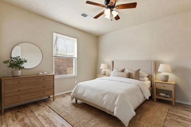 211 Hendrix Road NW, Albuquerque, NM 87107