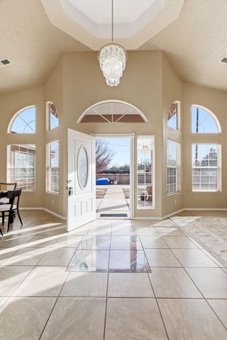 211 Hendrix Road NW, Albuquerque, NM 87107