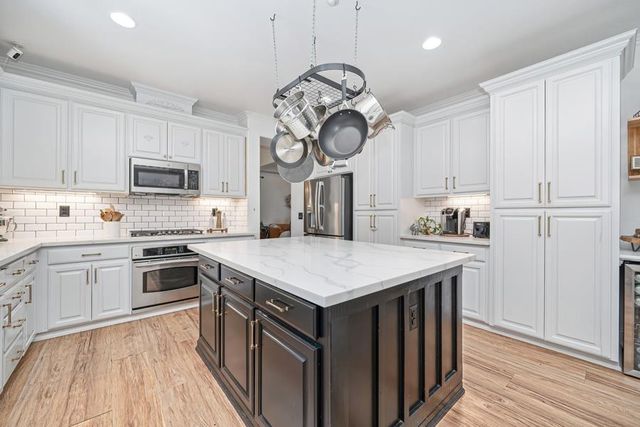 6326 Galaxy Ln, Rocklin, CA 95677