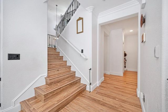 6326 Galaxy Ln, Rocklin, CA 95677