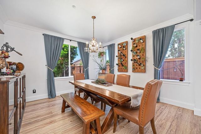 6326 Galaxy Ln, Rocklin, CA 95677