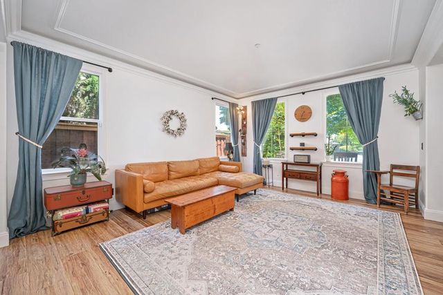 6326 Galaxy Ln, Rocklin, CA 95677