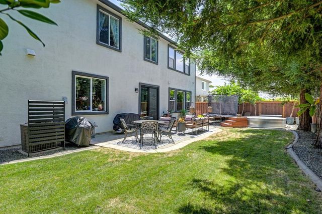 6326 Galaxy Ln, Rocklin, CA 95677