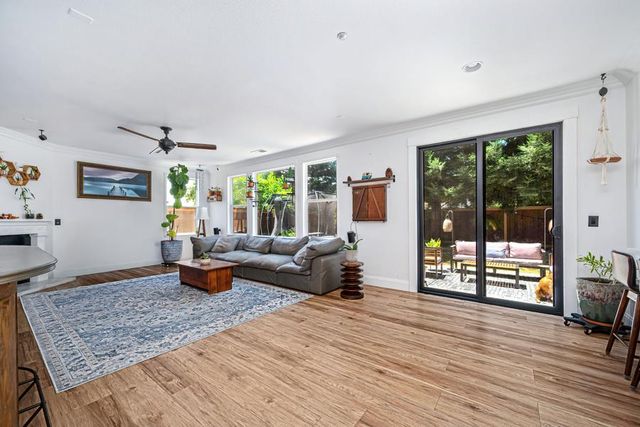 6326 Galaxy Ln, Rocklin, CA 95677