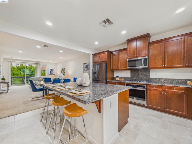 5731 El Dorado Ln, Dublin, CA 94568