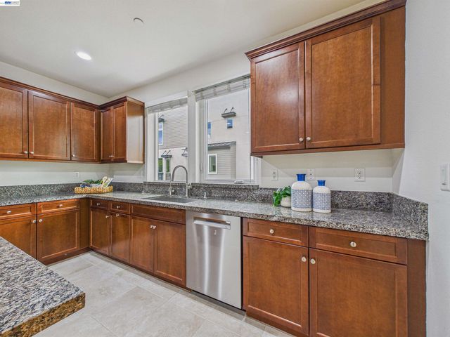 5731 El Dorado Ln, Dublin, CA 94568