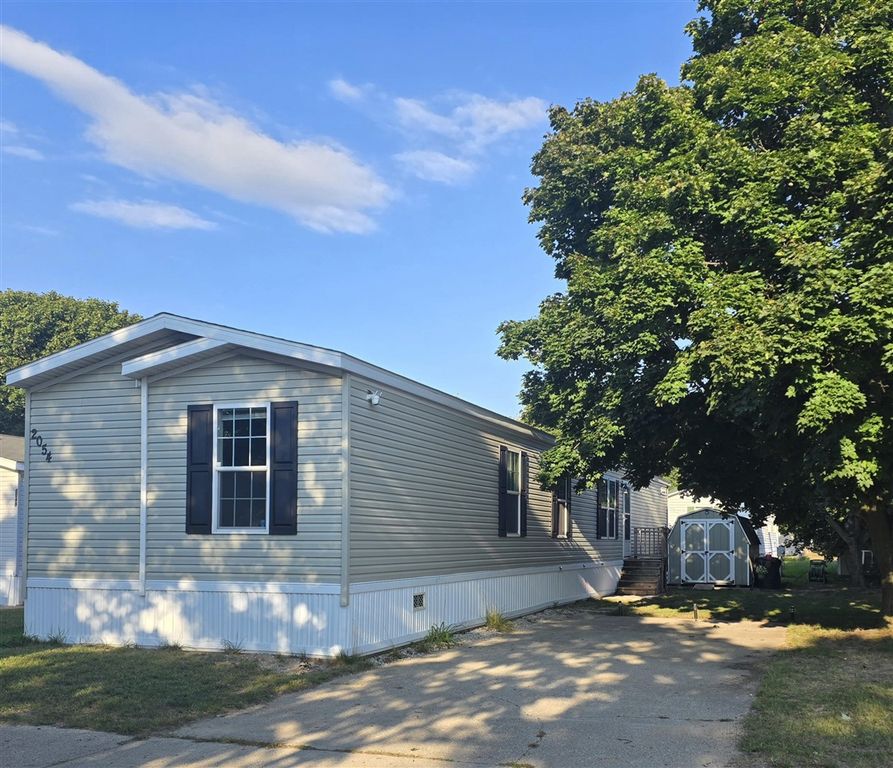 2054 Ironwood E Court, Muskegon, MI 49442