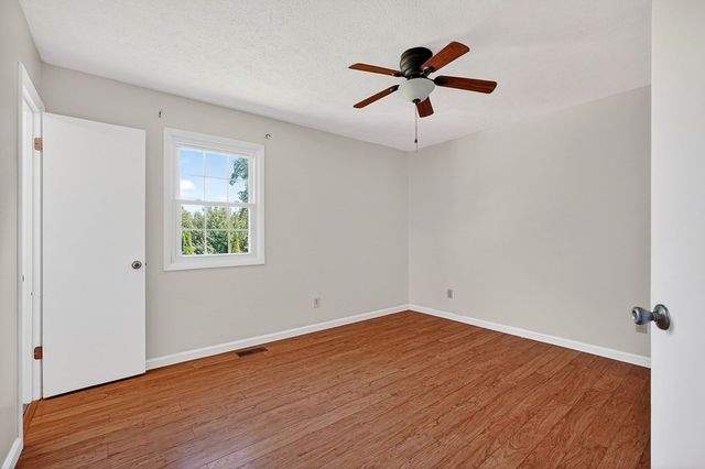 200 Woodmont Dr, Sparta, TN 38583