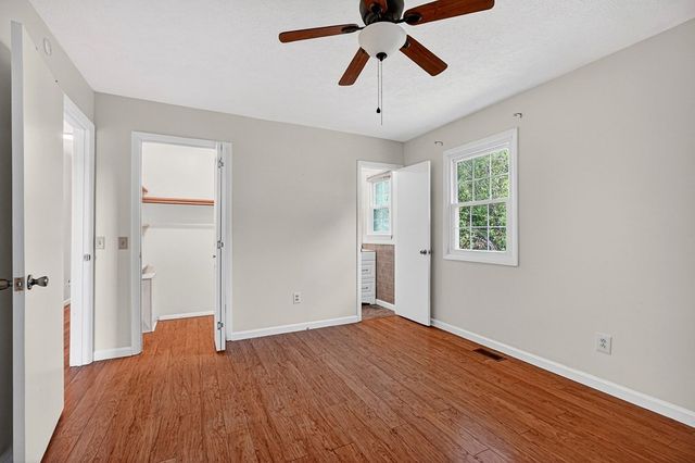 200 Woodmont Dr, Sparta, TN 38583