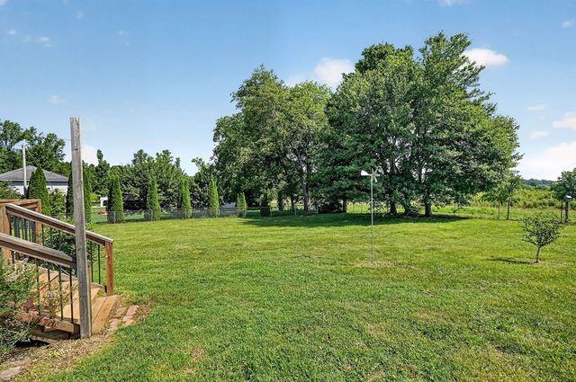 200 Woodmont Dr, Sparta, TN 38583