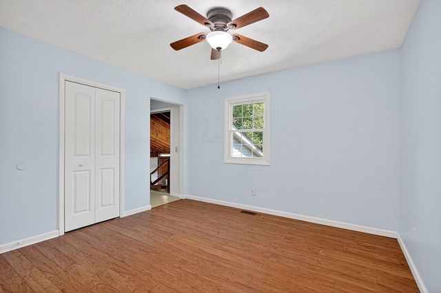 200 Woodmont Dr, Sparta, TN 38583