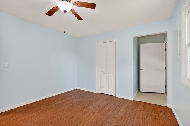 200 Woodmont Dr, Sparta, TN 38583