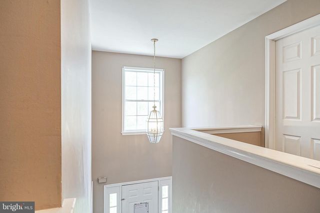 8 MELVILLE DR, Medford, NJ 08055