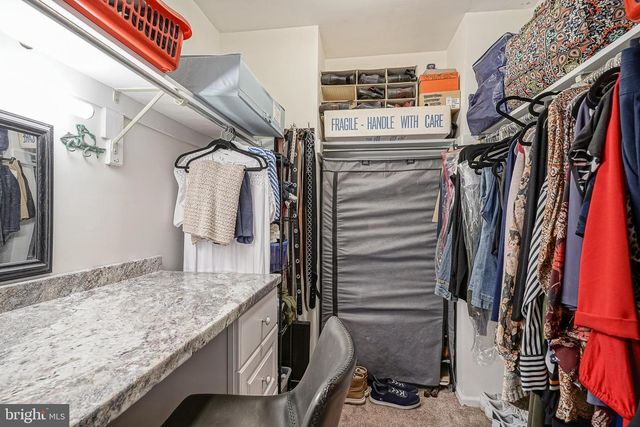 8 MELVILLE DR, Medford, NJ 08055